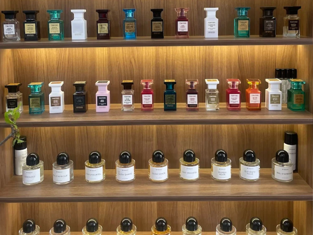 KAY Perfume nổi bật với phong cách trẻ trung, cập nhật nhanh xu hướng mùi hương mớ
