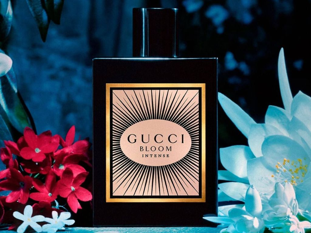 Intense EDP được xem như mảnh ghép đặc biệt dành cho những cô nàng hiện đại yêu thích sự mạnh mẽ, cuốn hút và có chút bí ẩn