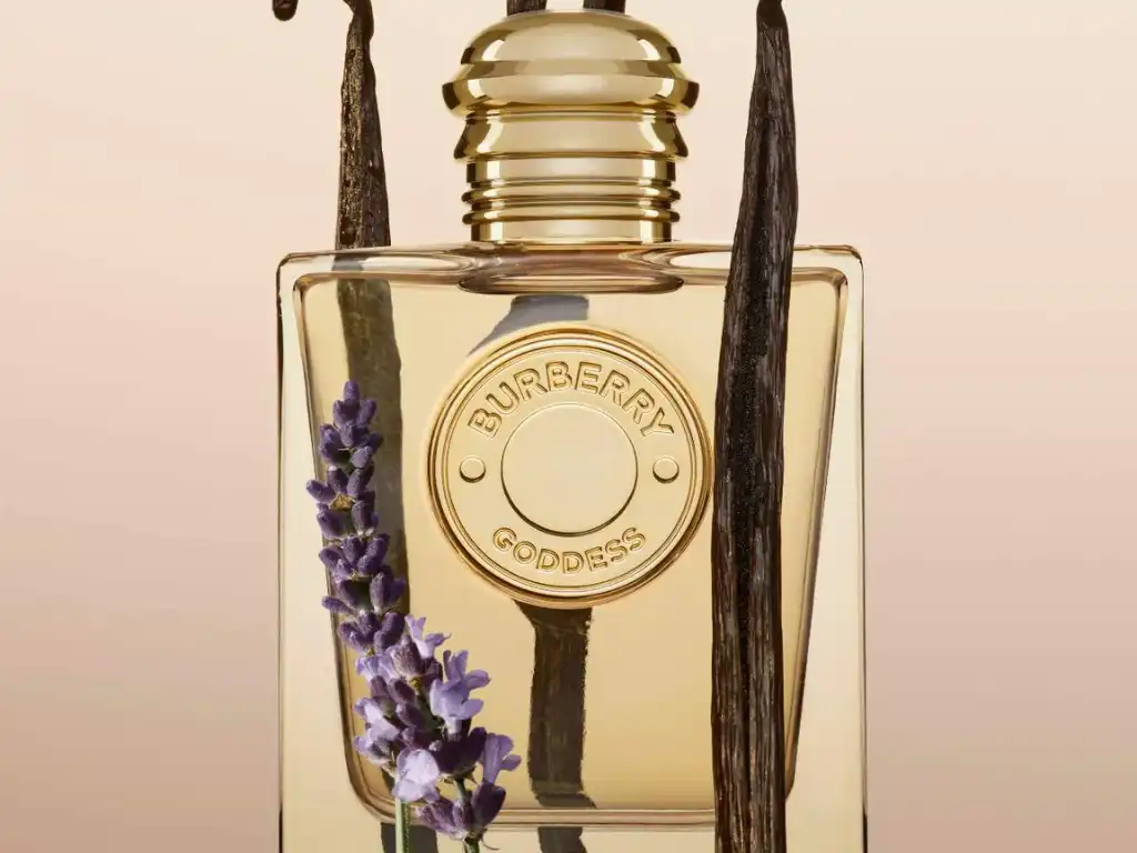 Burberry Goddess EDP Intense quyến rũ, quyền lực