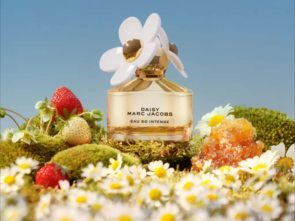 Marc Jacobs Daisy Eau So Intense EDP lưu hương ấn tượng