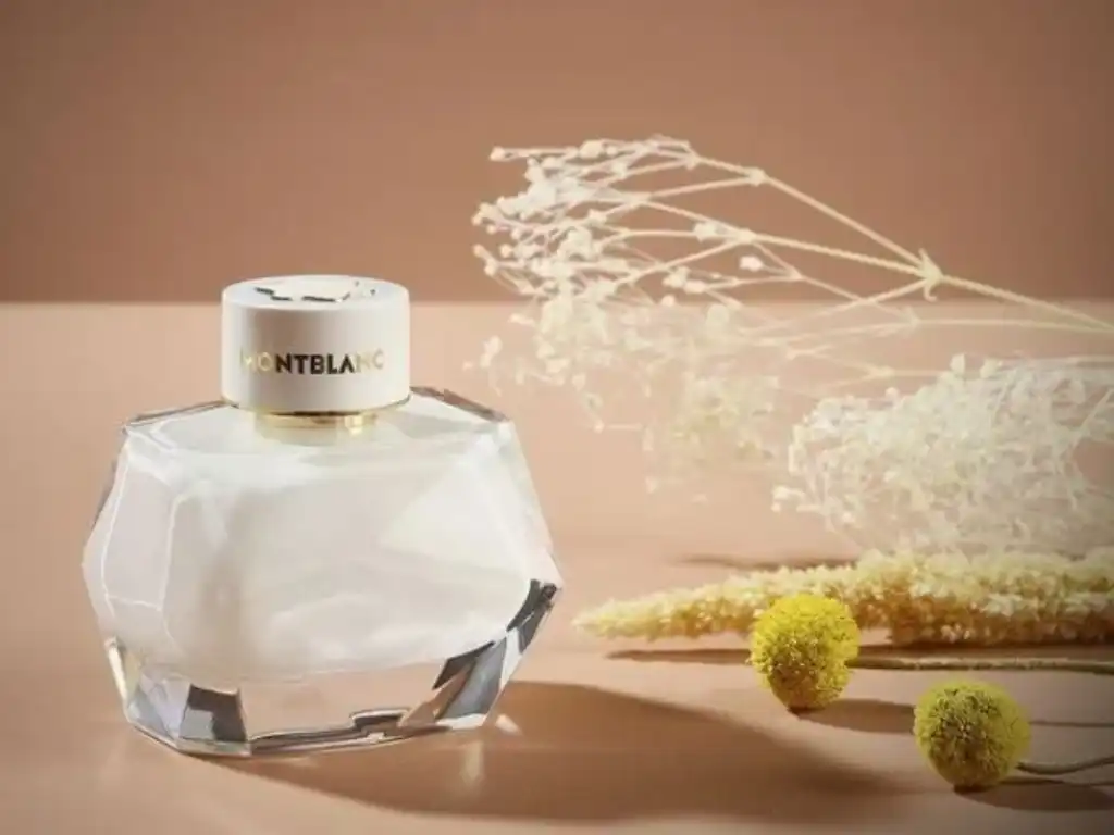 Mont Blanc Signature EDP lựa chọn của mọi cô gái