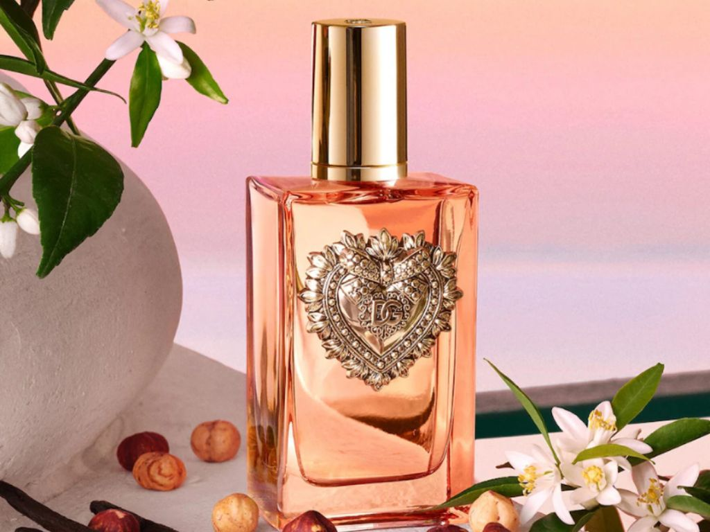Devotion EDP Intense là hiện thân của tình yêu thuần khiết và đam mê bất tận