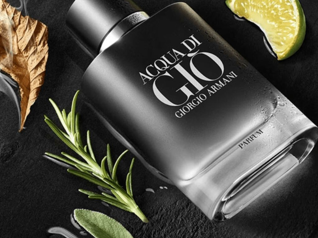 Nước hoa Giò nam đen phiên bản Acqua Di Gio Parfum mang đến một trải nghiệm hương thơm hoàn toàn khác biệt