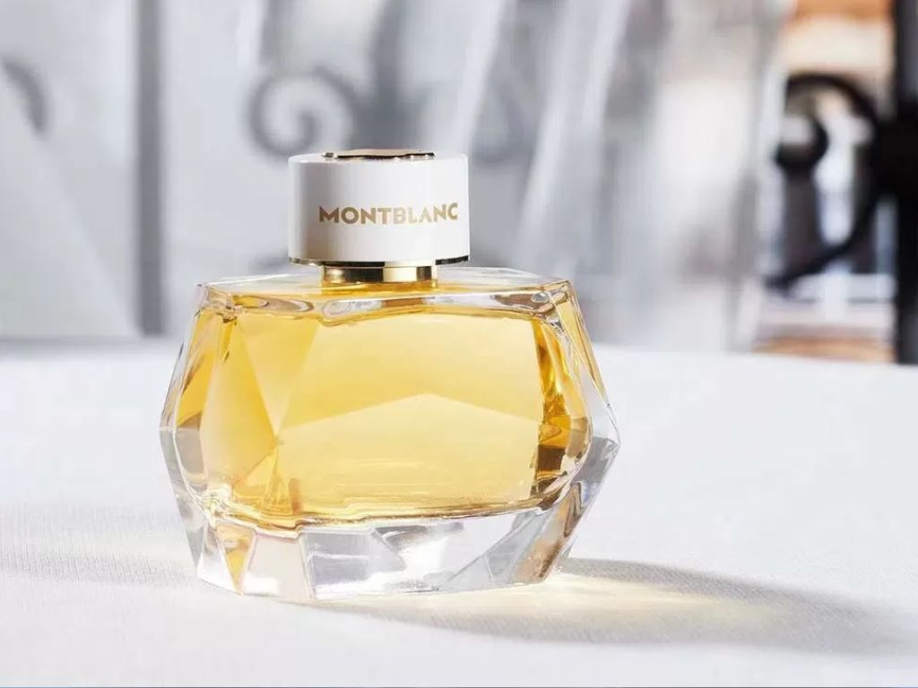 Đây cũng là một trong những nước hoa Montblanc nữ được yêu thích nhất hiện nay, nhờ khả năng khơi gợi cảm xúc và tôn vinh vẻ đẹp tự tin của người phụ nữ hiện đại.