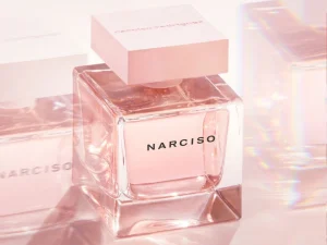Cristal EDP là chai nước hoa mang tính biểu tượng cho sự trong trẻo và thanh lịch