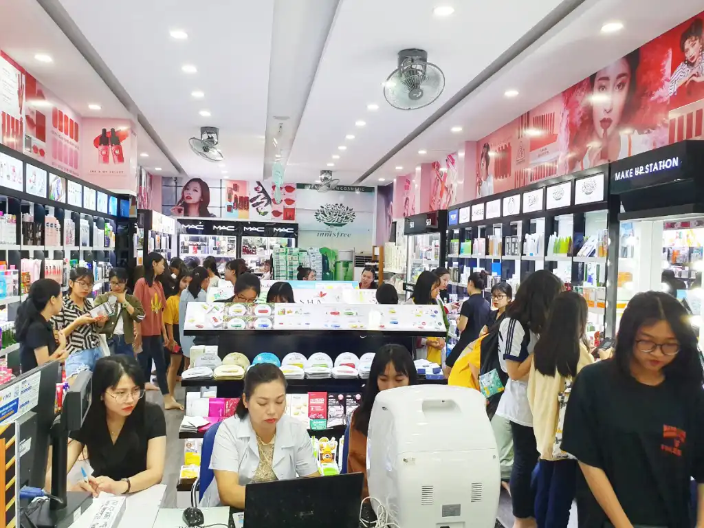 Yến Nguyễn Cosmetic Nha Trang
