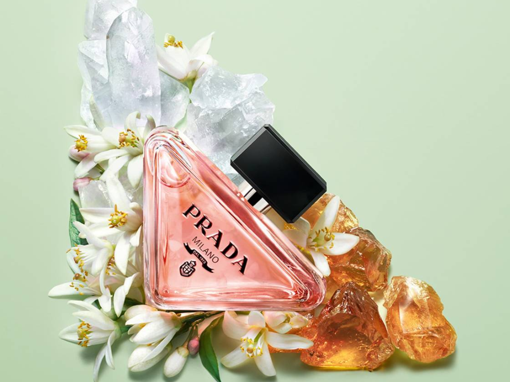 Prada Paradoxe Intense mang đến một góc nhìn hoàn toàn mới về sự nữ tính – vừa mềm mại, vừa mạnh mẽ