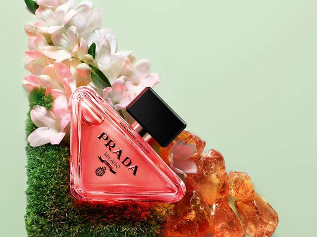 Prada Paradoxe Intense cuốn hút và đậm đà