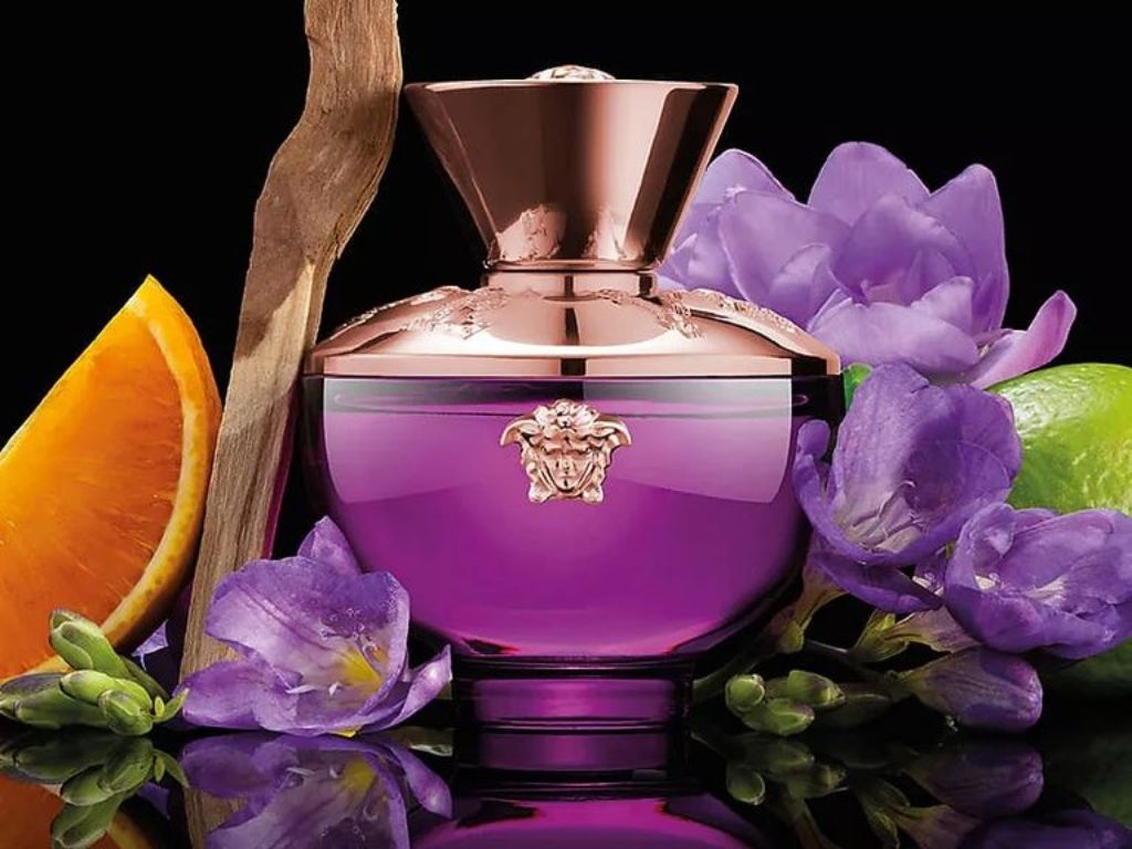 Dylan Purple là sự lựa chọn lý tưởng cho những cô gái yêu thích phong cách thanh lịch pha trộn nét cá tính. 