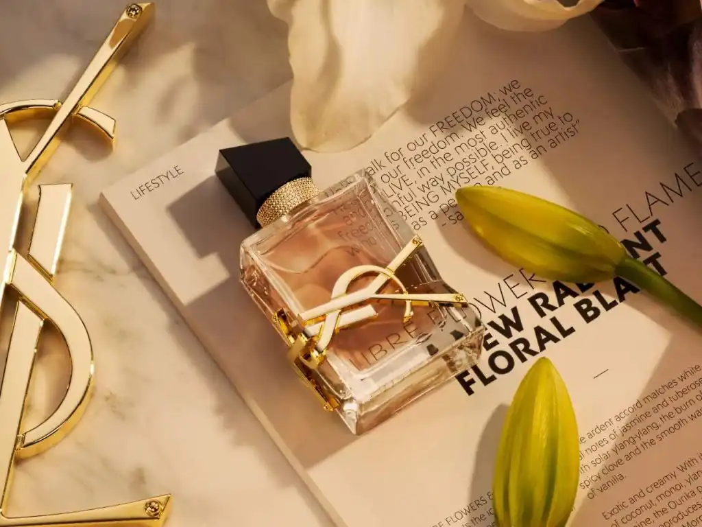 Nước hoa YSL Libre nữ Flowers Flames EDP mới mẻ và độc đáo