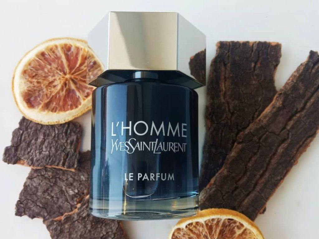 Nước hoa L’Homme Le Parfum EDP của Yves Saint Laurent là hiện thân của người đàn ông lịch lãm, tinh tế và tự tin
