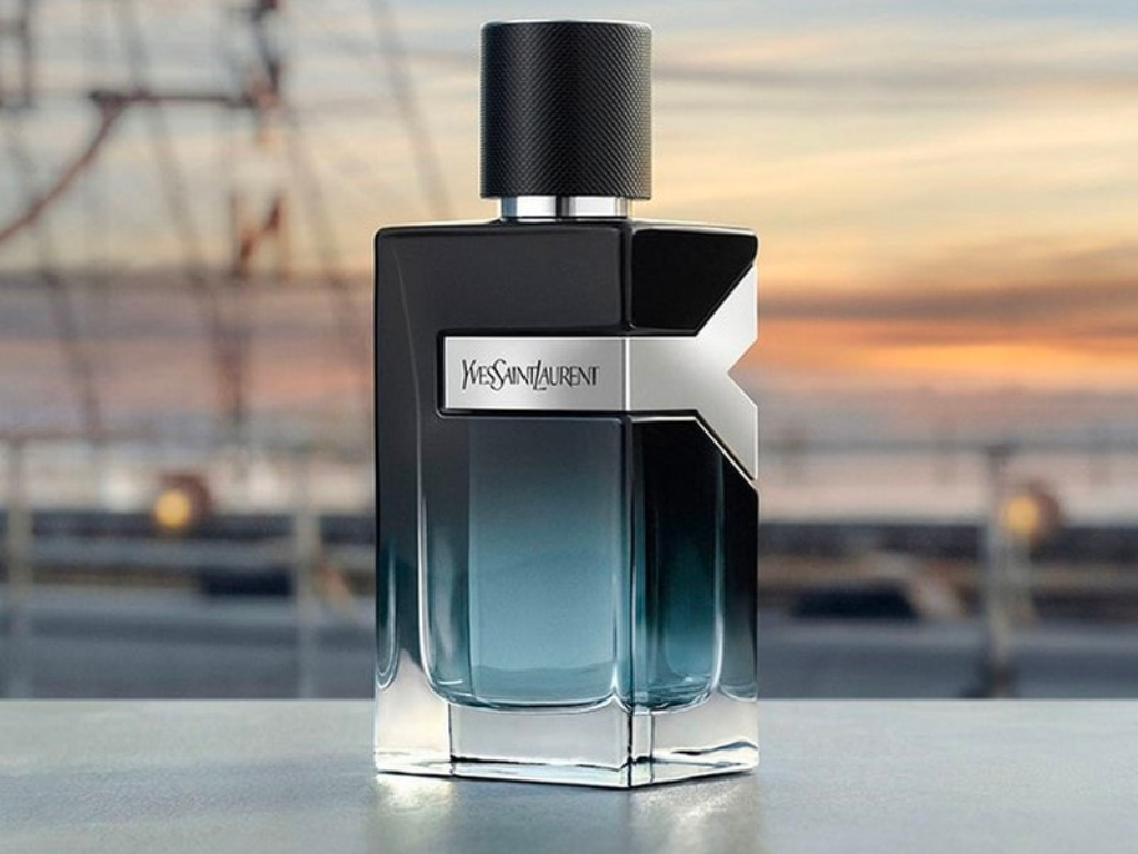 YSL Y Eau de Parfum là dòng nước hoa YSL nam được thiết kế dành cho quý ông hiện đại