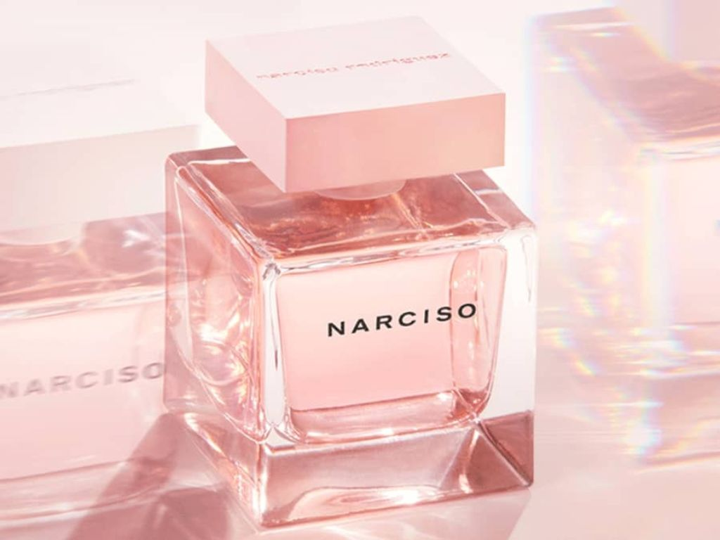 Cristal EDP là lời tán dương dành cho vẻ đẹp dịu dàng nhưng đầy bản lĩnh của người phụ nữ hiện đại.