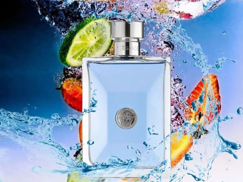 Versace nước hoa nam Pour Homme là dòng sản phẩm kinh điển, đại diện cho sự thanh lịch và tinh tế của quý ông hiện đại.