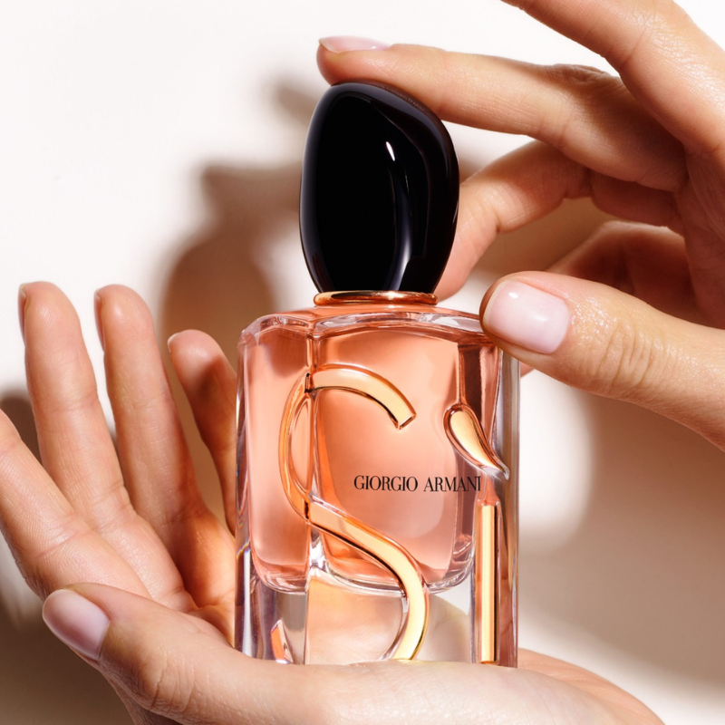 Giorgio Armani Sì EDP Intense sang trọng, quyến rũ
