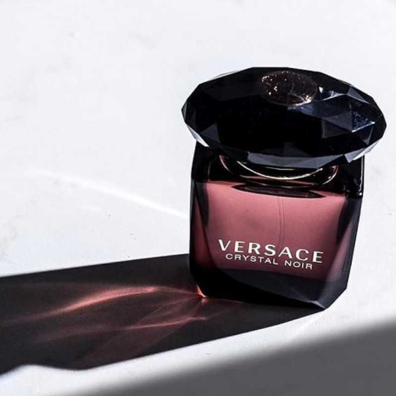 Versace Crystal Noir Parfum