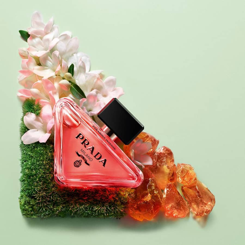 Hương thơm của Prada Paradoxe Intense