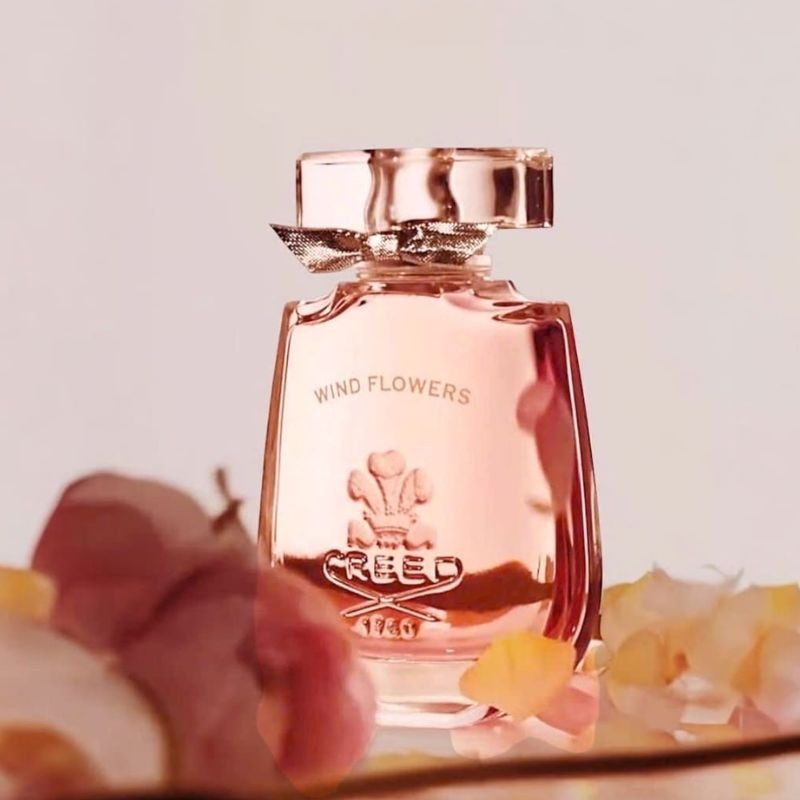 Nước hoa Creed Wind Flowers EDP được xem l&agrave; một trong những tuyệt t&aacute;c mới mẻ, t&ocirc;n vinh vẻ đẹp nữ t&iacute;nh, tự do v&agrave; tr&agrave;n đầy sức sống.