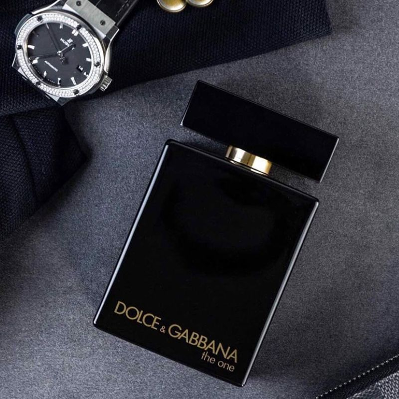 Nước Hoa DG The One for Men Eau de Parfum Intense lan tỏa hương bưởi, cam bergamot và ngò thơm