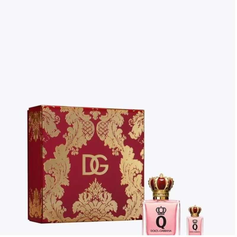 Giftset Dolce&Gabbana Q YN 2Pcs l&agrave; sự lựa chọn ho&agrave;n hảo d&agrave;nh cho những ai muốn gửi gắm t&igrave;nh cảm trong một m&oacute;n qu&agrave; sang trọng, tinh tế.