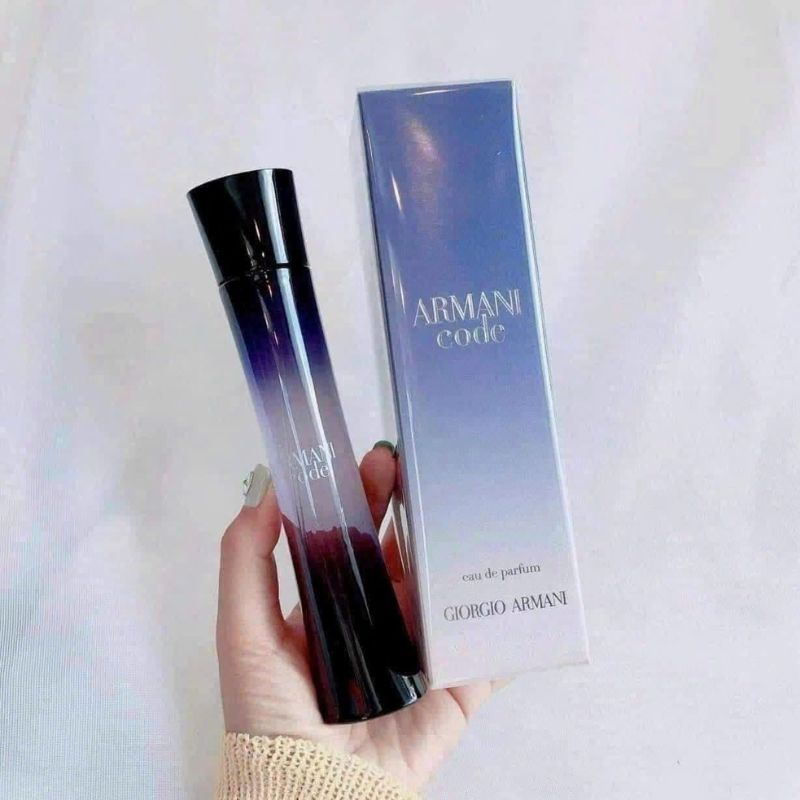Nước hoa Giorgio Armani Code Pour Femme EDP chính là sự lựa chọn hoàn hảo dành cho những ai yêu thích sự quyến rũ, tinh tế và đầy bí ẩn