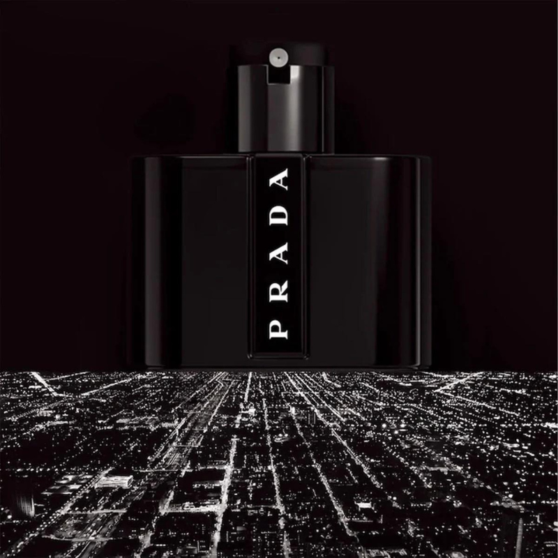 Thiết kế của Prada Luna Rossa Black EDP