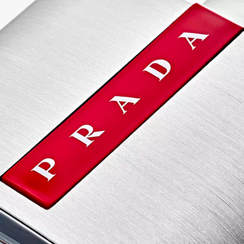 Thiết kế của Prada Luna Rossa EDT