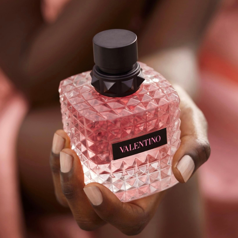Thiết kế của Valentino Donna Born In Roma EDP