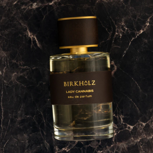 Birkholz-Lady-Cannabis-EDP-thiet-ke-thu-cong