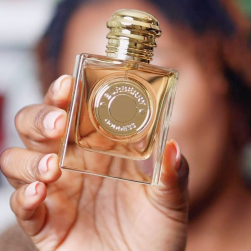 Burberry-Goddess-Parfum-thiet-ke-thanh-lich